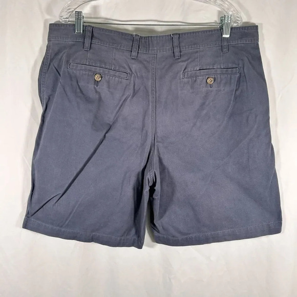 Eddie Bauer Shorts Men's 38 Grey 100% Cotton Pockets Rear Button Pockets - Picture 7 of 9